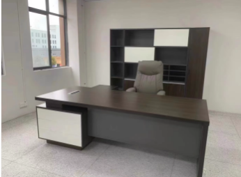 Eleganckie biurko executive od – Office Furniture Manufacturers recenzja i cena
